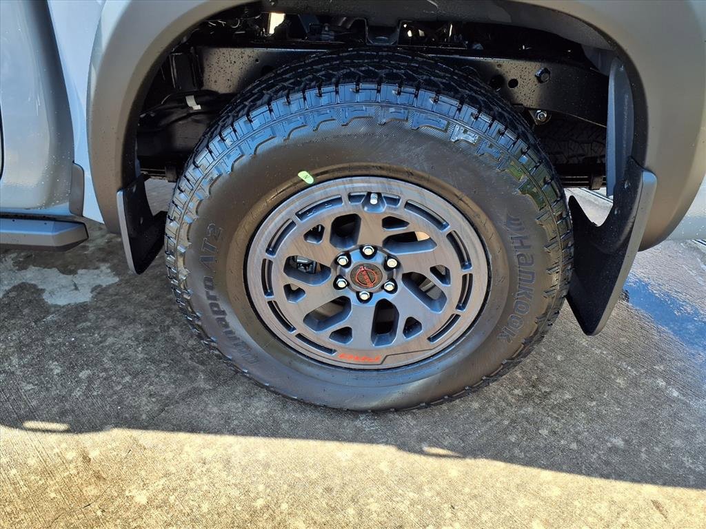 New 2026 Nissan Frontier PRO-4X image 9