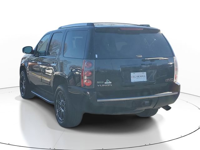Used 2011 GMC Yukon Denali image 3