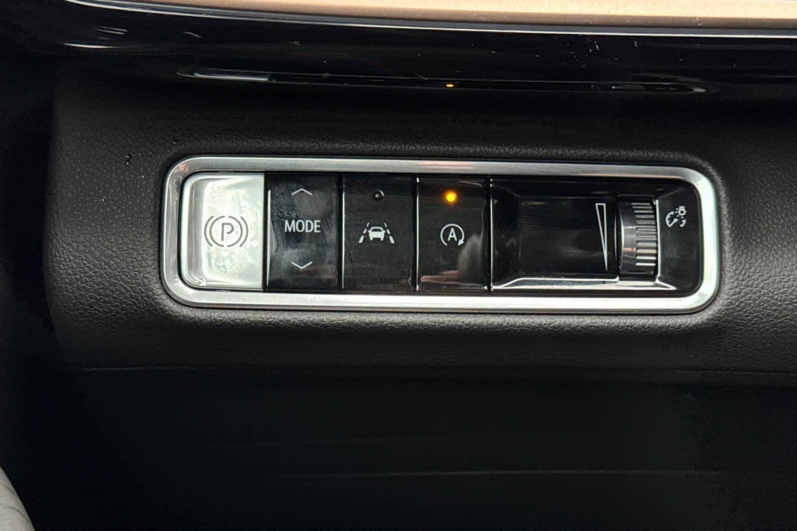 Used 2025 Buick Envision Sport Touring AWD/4WD image 31