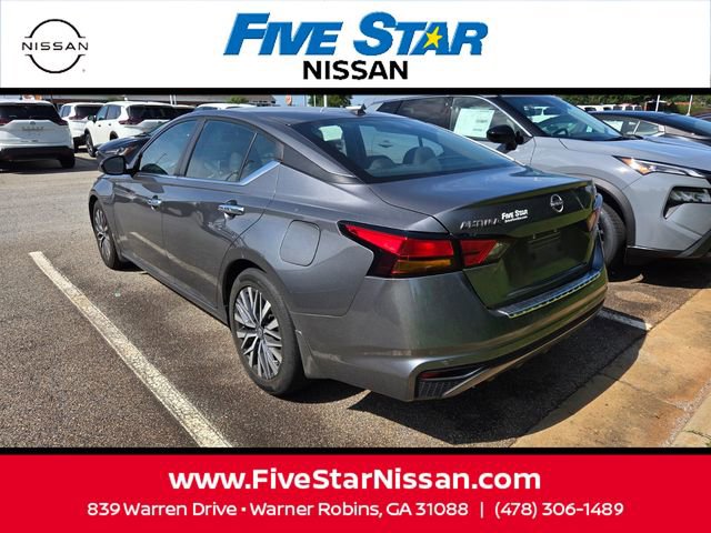 Used 2023 Nissan Altima 2.5 SV FWD image 7