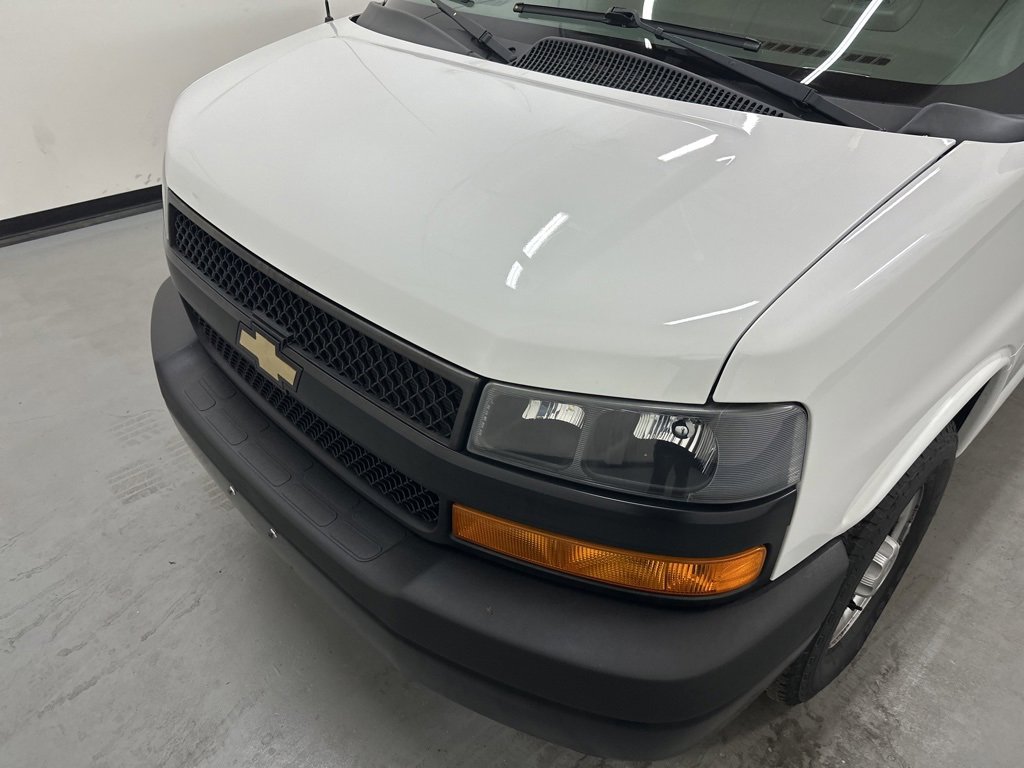 Used 2020 Chevrolet Express 2500 image 23