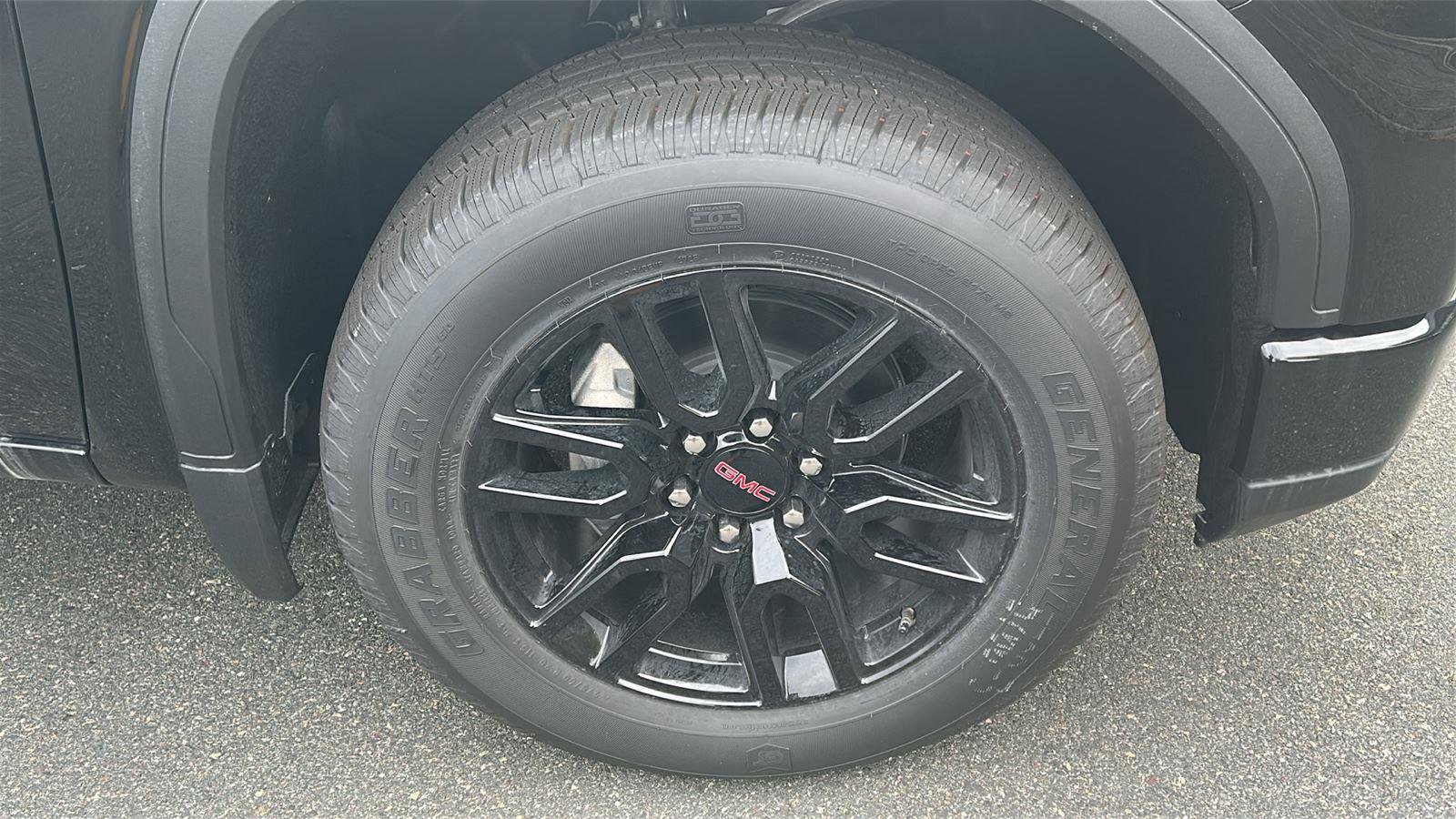 New 2026 GMC Sierra 1500 Elevation image 13