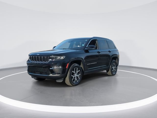 Used 2024 Jeep Grand Cherokee Limited image 4