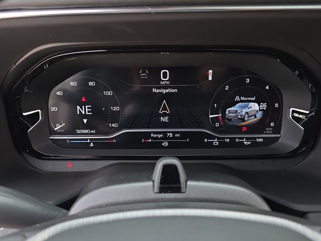 Used 2023 GMC Yukon Denali Ultimate AWD/4WD image 10
