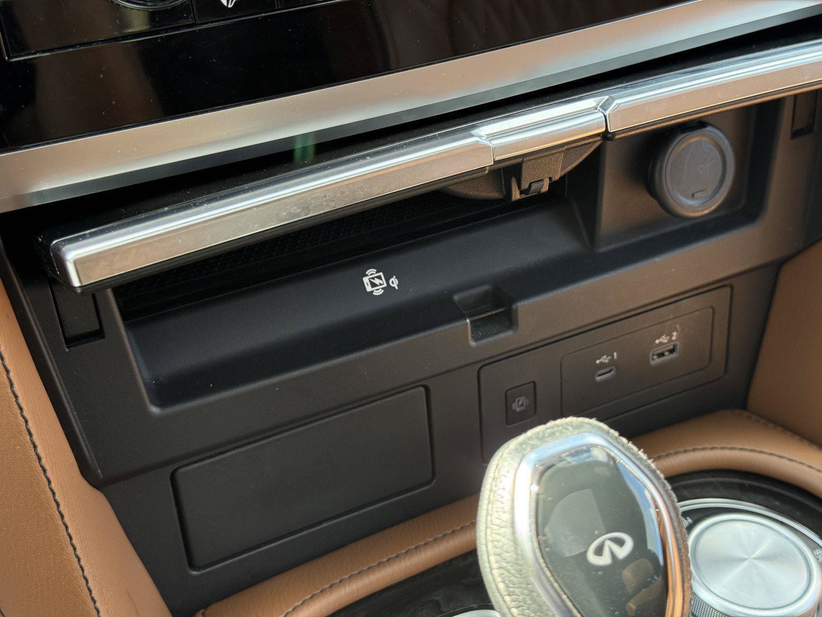 Used 2022 INFINITI QX80 Sensory w/ All-Season Package AWD/4WD image 18