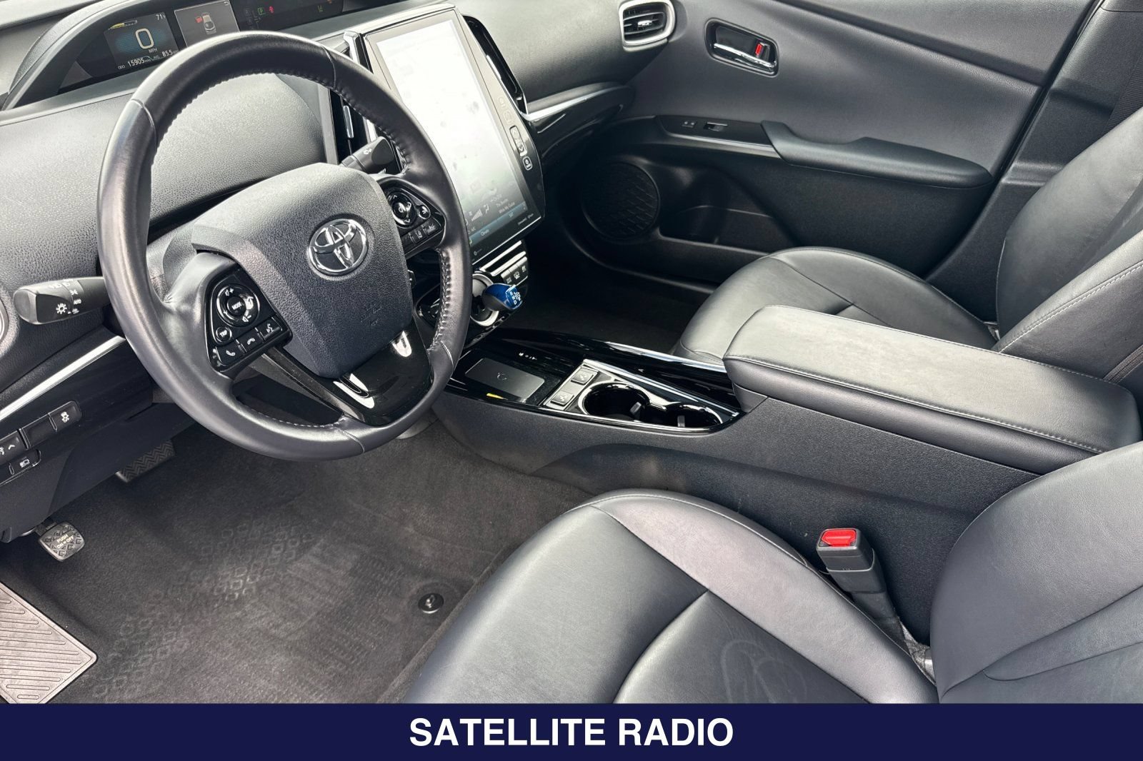 Used 2022 Toyota Prius Prime XLE FWD image 11