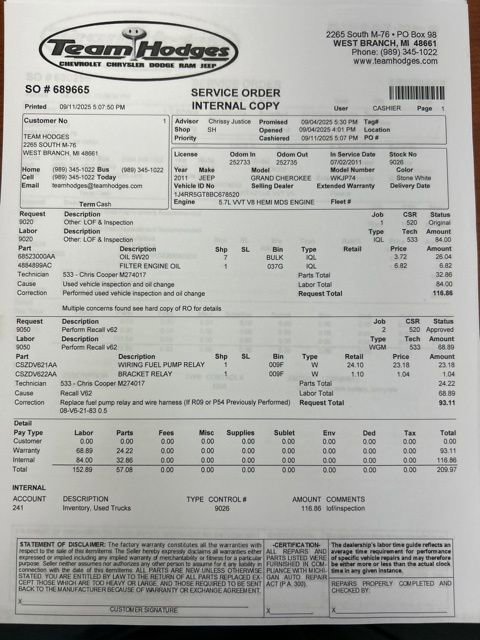 Used 2011 Jeep Grand Cherokee Limited image 22