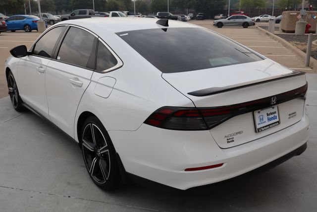 Used 2025 Honda Accord Sport image 6