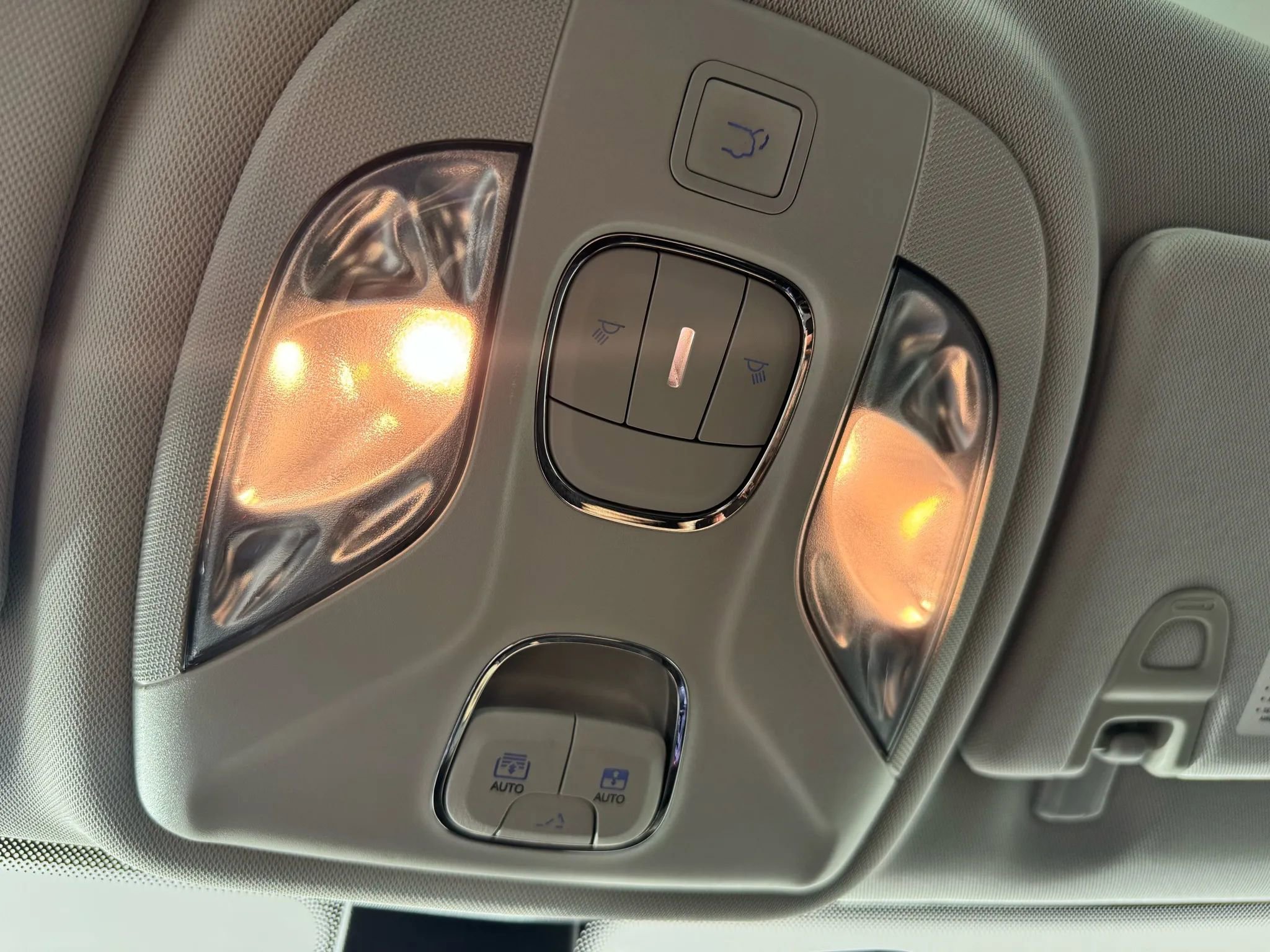 Used 2018 Jeep Compass Trailhawk w/ Leather Interior Group image 24