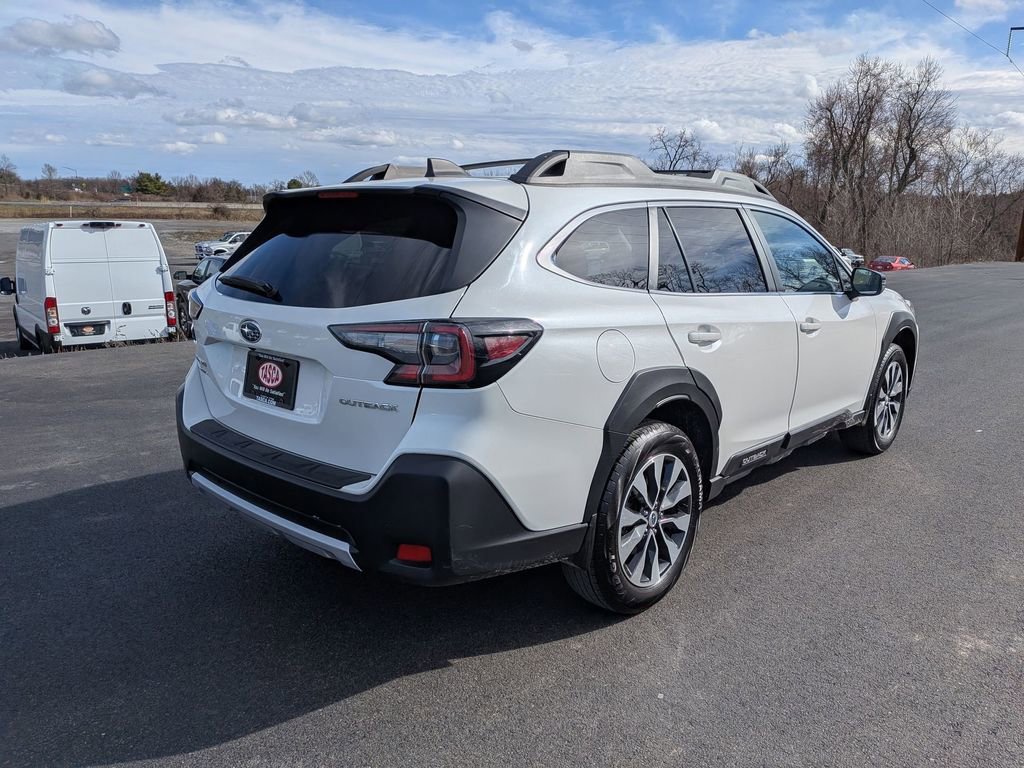 Used 2024 Subaru Outback Limited w/ Popular Package #2 image 3