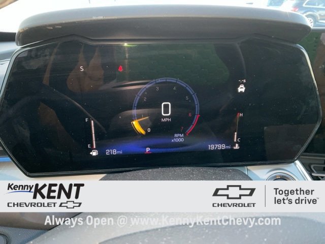 Certified 2025 Chevrolet Trax LT w/ LT Convenience Package image 22