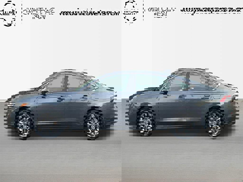 Used 2023 Honda Accord EX image 8