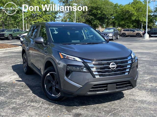 Certified 2026 Nissan Rogue SV AWD/4WD image 1