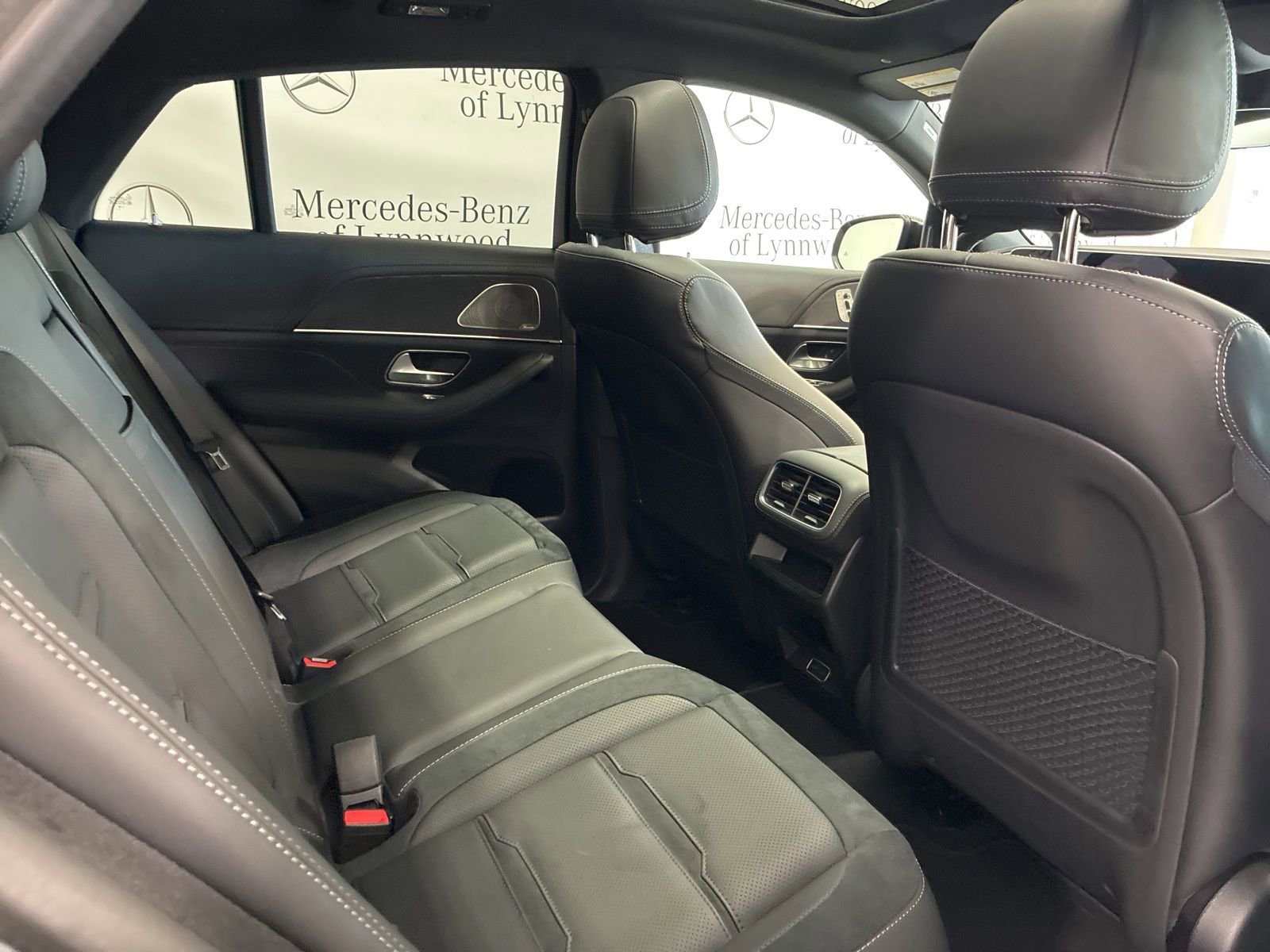 New 2026 Mercedes-Benz GLE 53 AMG 4MATIC Coupe image 14