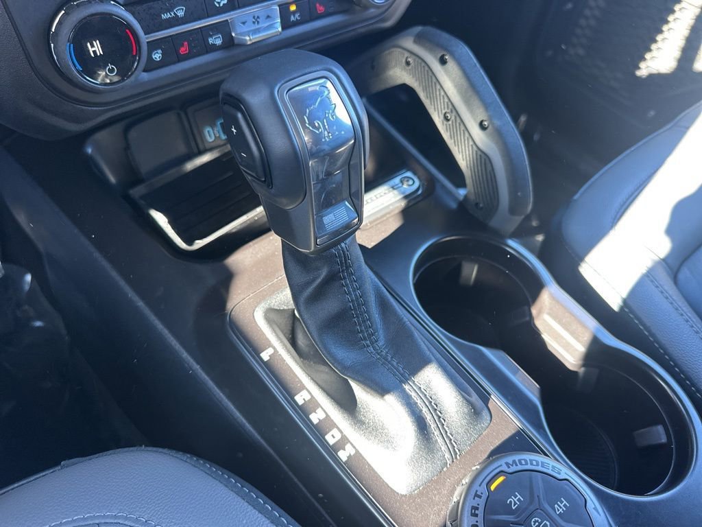 Used 2024 Ford Bronco Outer Banks image 16