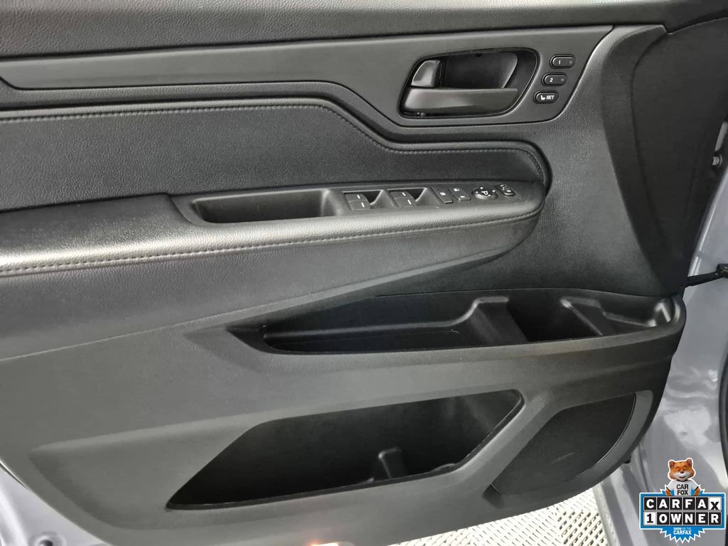 Used 2025 Honda Odyssey Sport-L image 13