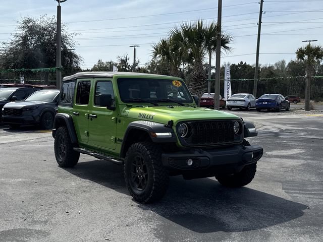 Used 2025 Jeep Wrangler Willys image 2