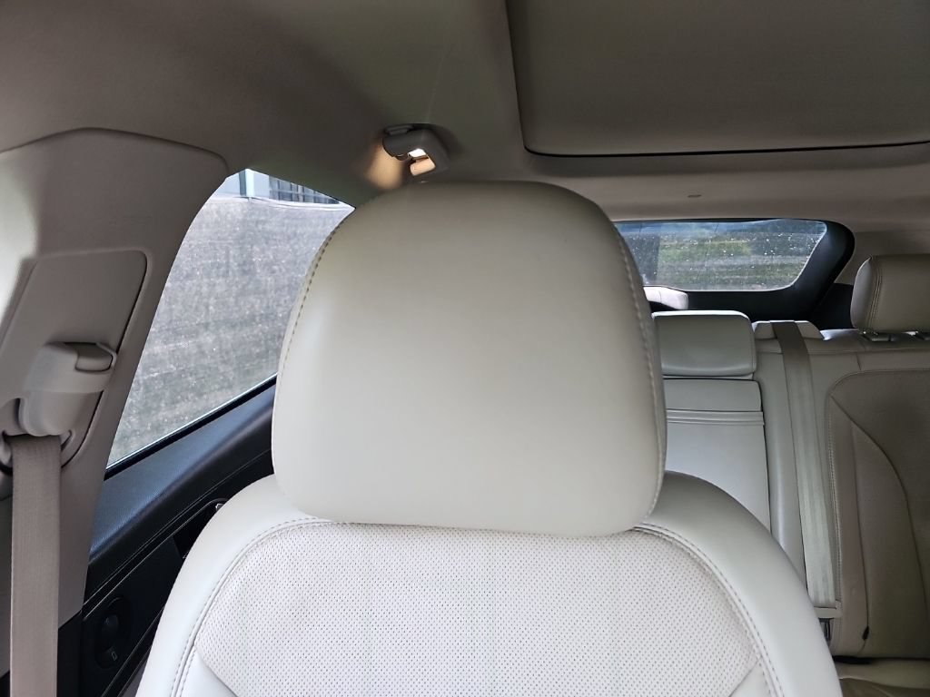 Used 2019 Lincoln Nautilus Reserve AWD/4WD image 14