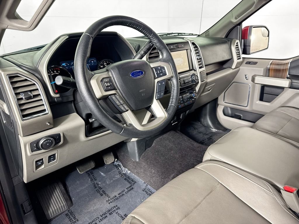 Used 2015 Ford F150 Lariat RWD image 9