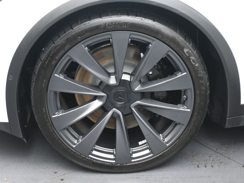 Used 2023 Tesla Model X image 34