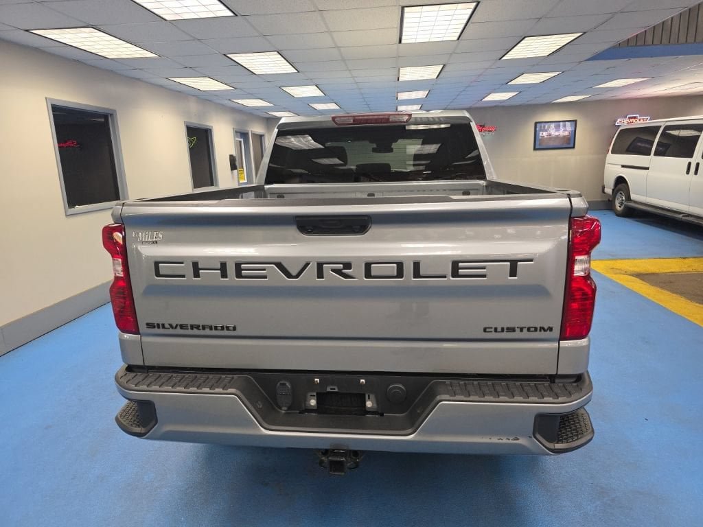 Certified 2023 Chevrolet Silverado 1500 Custom w/ LPO, Dark Essentials Package AWD/4WD image 4
