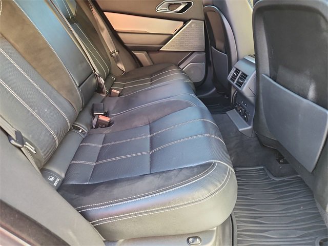Used 2018 Land Rover Range Rover Velar R-Dynamic SE image 28