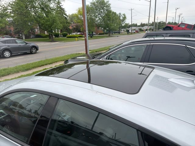 Used 2014 BMW 328i Gran Turismo xDrive w/ Premium Package AWD/4WD image 4