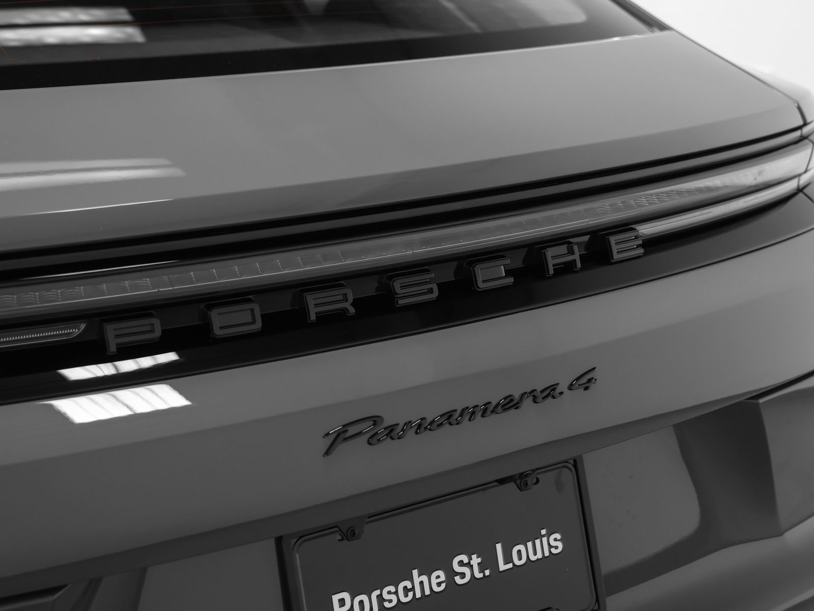 New 2026 Porsche Panamera 4 AWD/4WD image 18