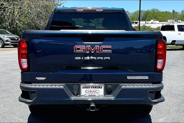 Used 2020 GMC Sierra 1500 Elevation w/ Elevation Value Package AWD/4WD image 6