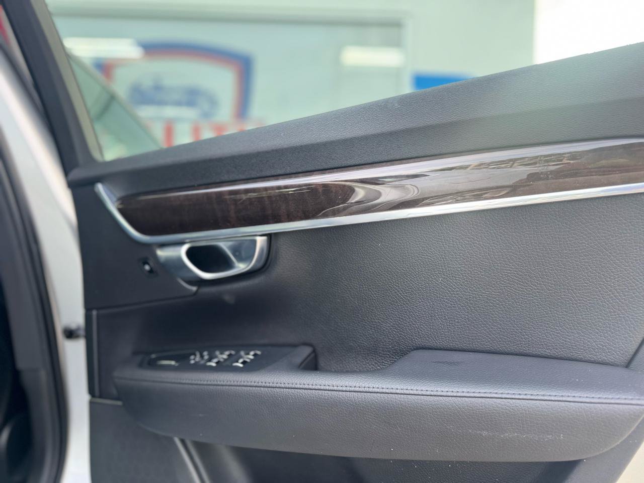 Used 2018 Volvo S90 T5 Momentum w/ Convenience Package AWD/4WD image 57