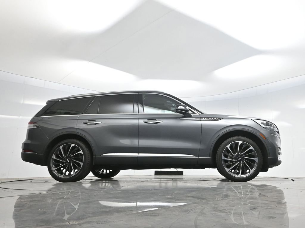 Used 2023 Lincoln Aviator Reserve w/ Equipment Group 201A AWD/4WD image 55