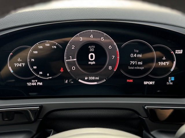 Used 2025 Porsche Cayenne image 23