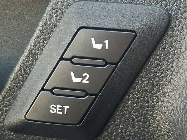 Used 2025 Toyota 4Runner TRD Off-Road Premium AWD/4WD image 26