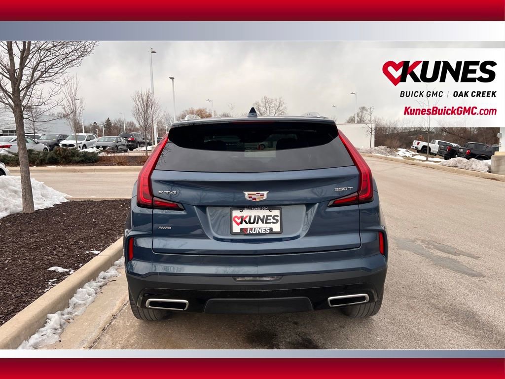 Used 2025 Cadillac XT4 Premium Luxury image 5
