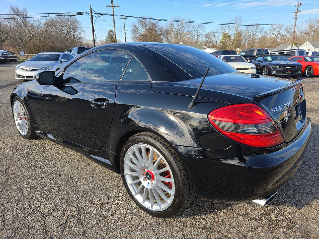 Used 2011 Mercedes-Benz SLK 300 image 20
