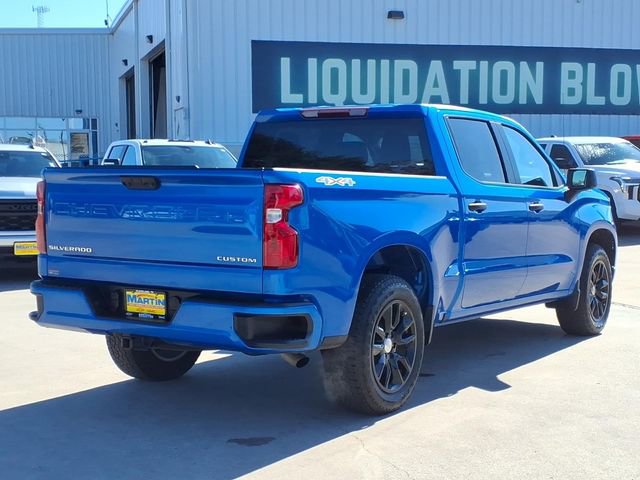 Used 2025 Chevrolet Silverado 1500 Custom image 5