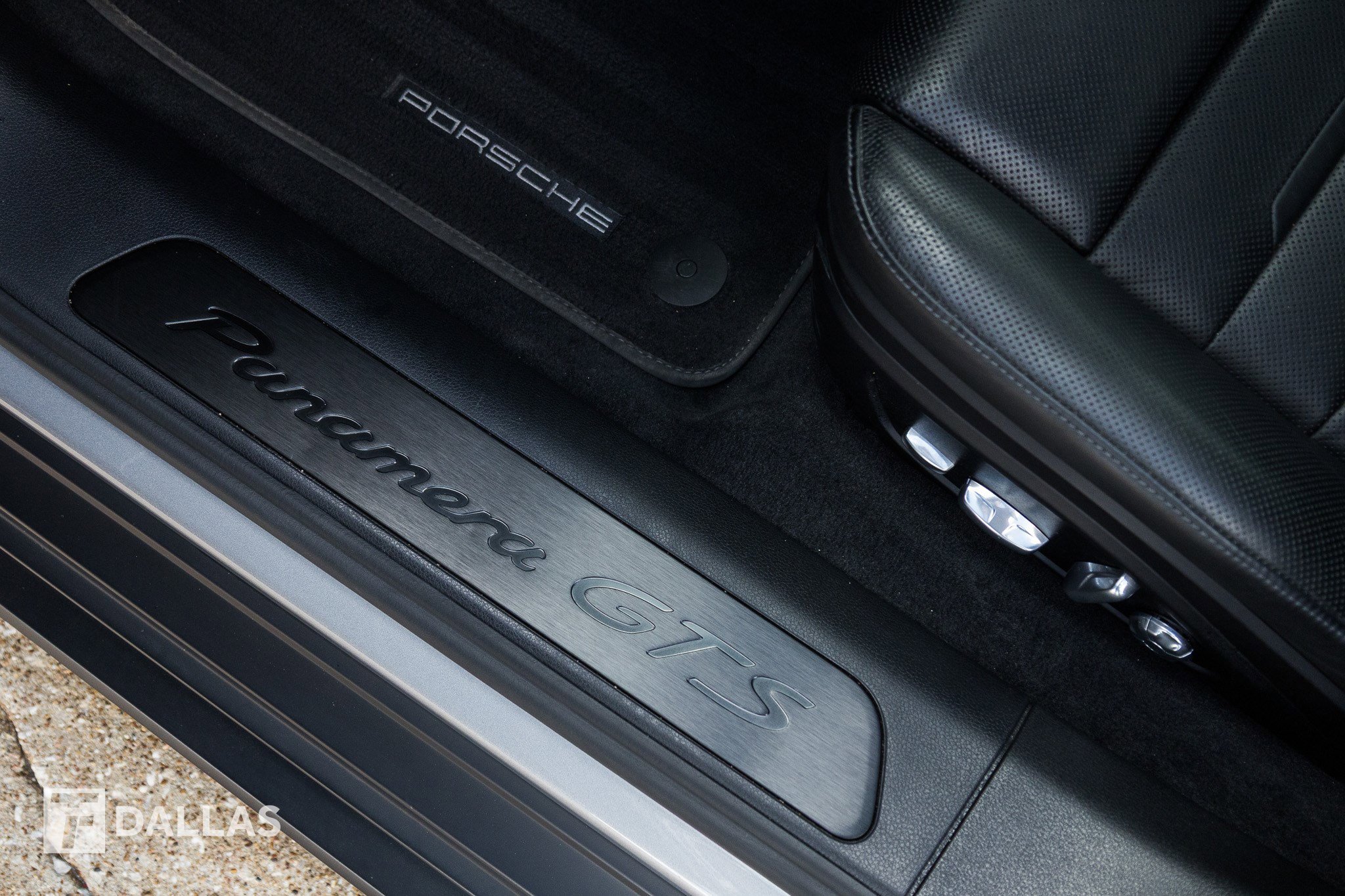 Used 2020 Porsche Panamera GTS image 20