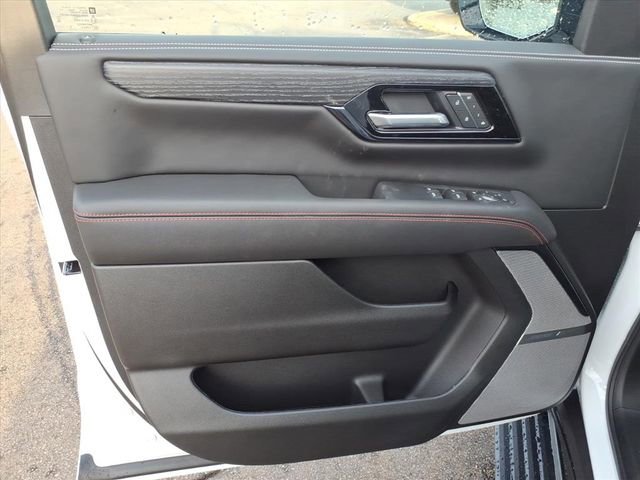 New 2026 GMC Yukon XL AT4 Ultimate AWD/4WD image 28