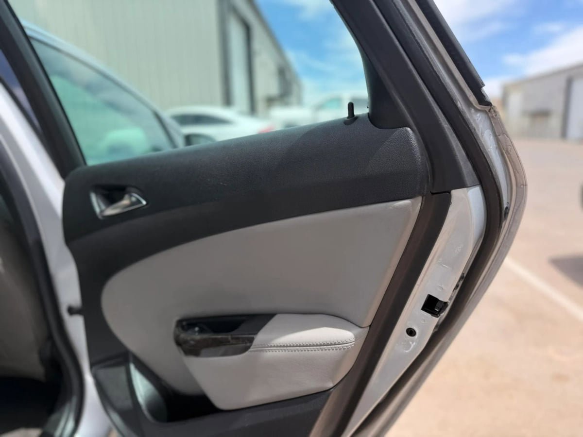 Used 2015 Buick Verano Convenience FWD image 23