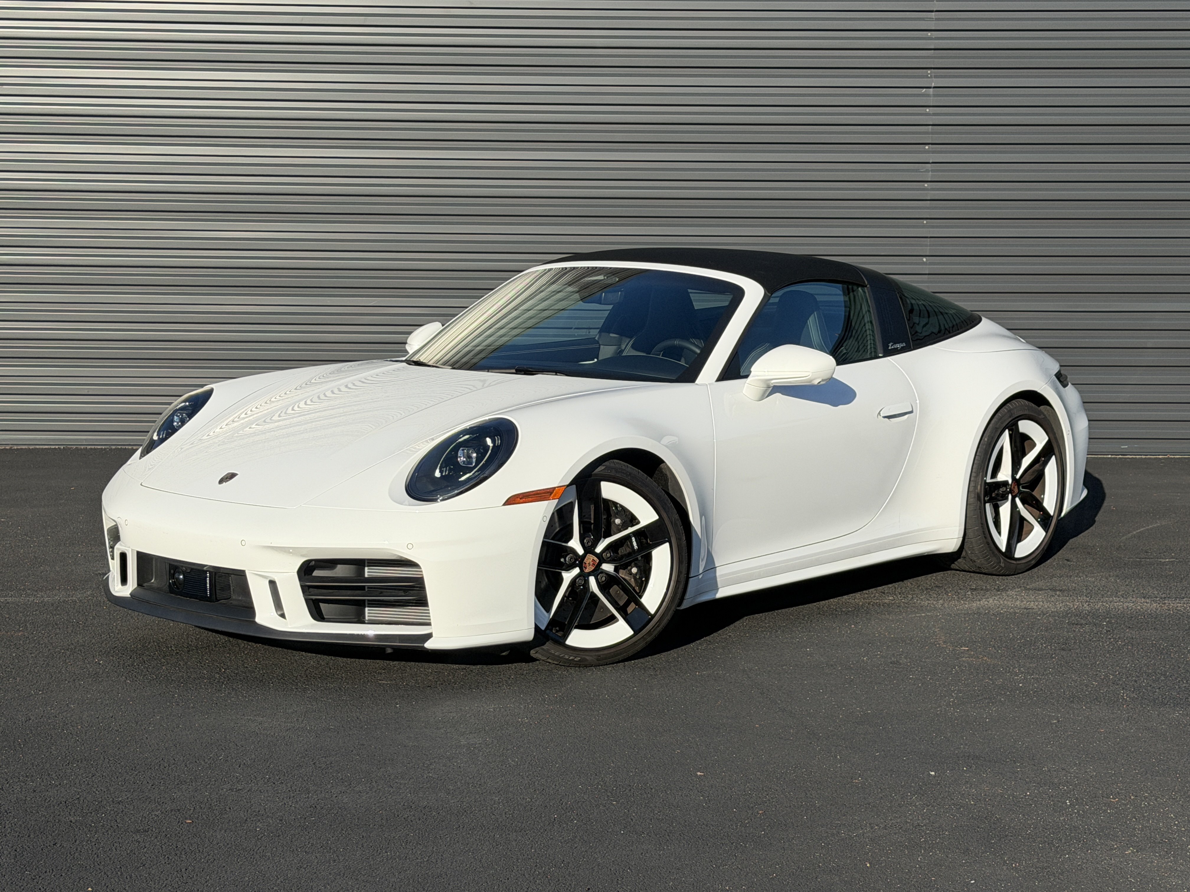 Certified 2026 Porsche 911 Targa 4S AWD/4WD image 1