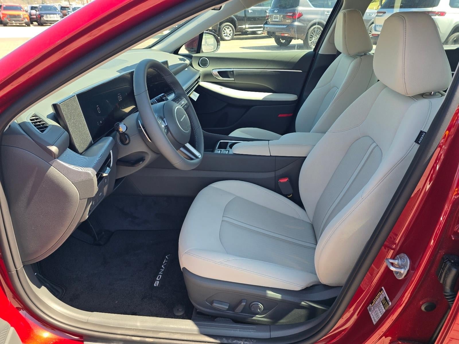 New 2026 Hyundai Sonata SEL FWD image 11