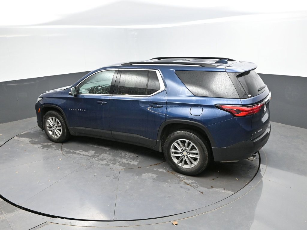 Used 2023 Chevrolet Traverse LT FWD image 25