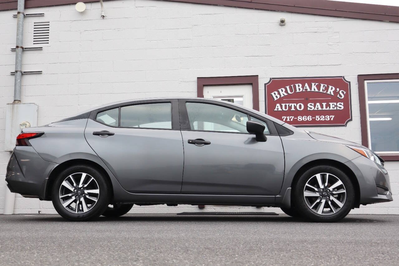 Used 2024 Nissan Versa S w/ S Plus Package FWD image 1