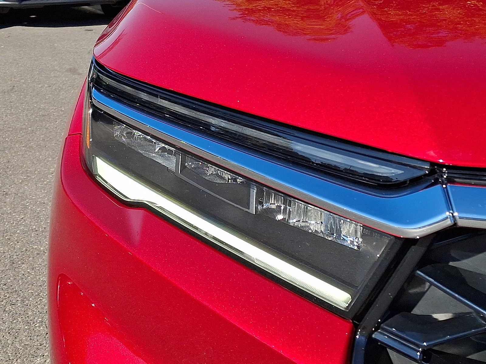 Used 2023 Honda Pilot Touring image 9