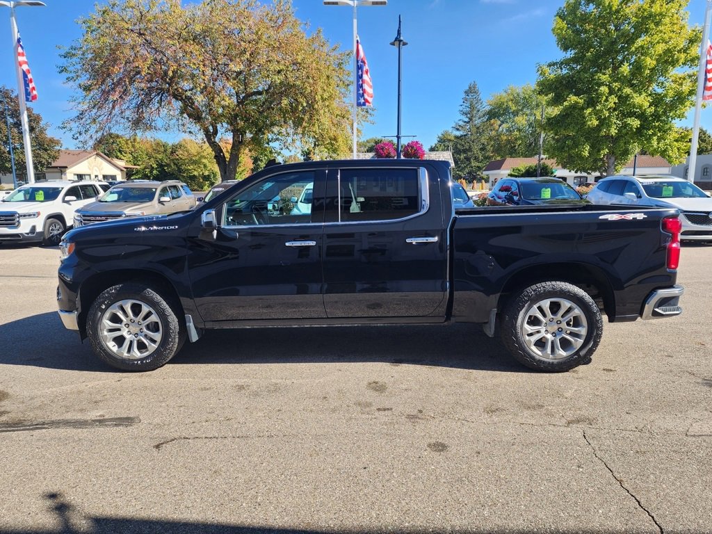 Certified 2024 Chevrolet Silverado 1500 LTZ w/ Technology Package image 8