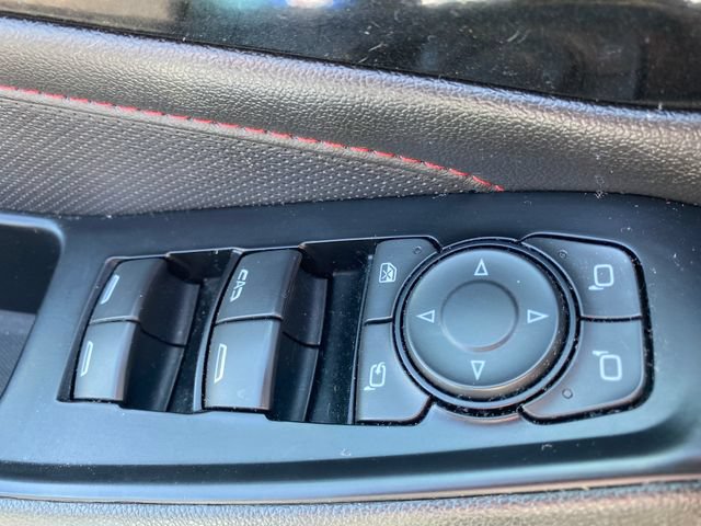 Used 2023 Chevrolet Traverse RS w/ LPO, Floor Liner Package FWD image 15