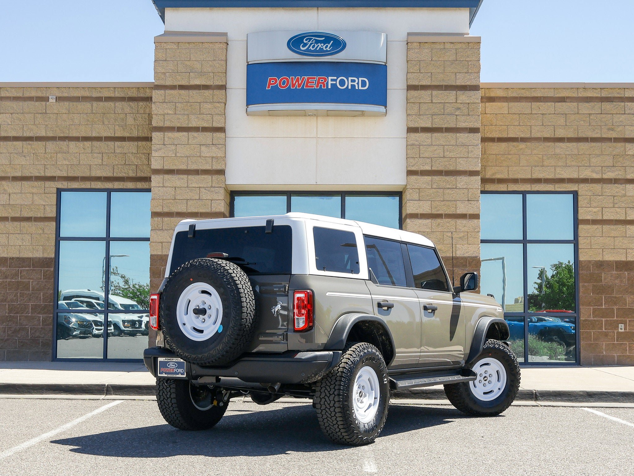 New 2026 Ford Bronco Heritage Edition AWD/4WD image 6