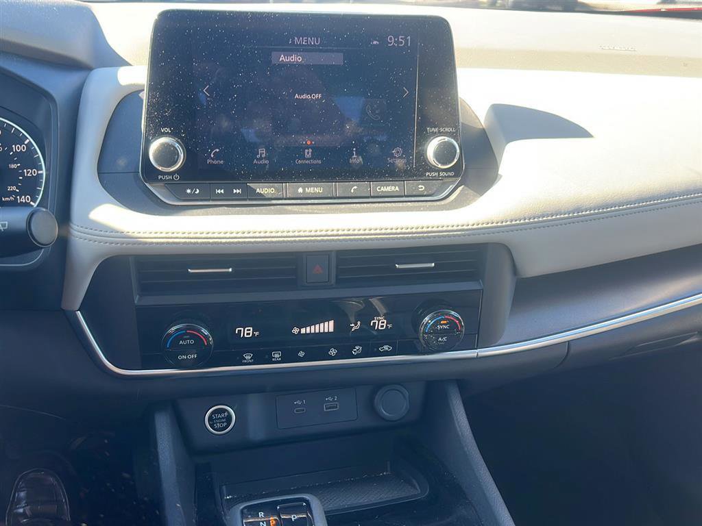 Certified 2023 Nissan Rogue SV image 11