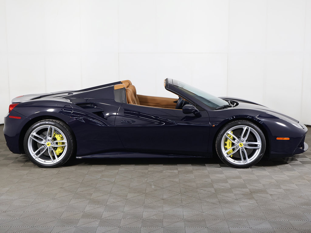 Used 2018 Ferrari 488 Spider RWD image 17