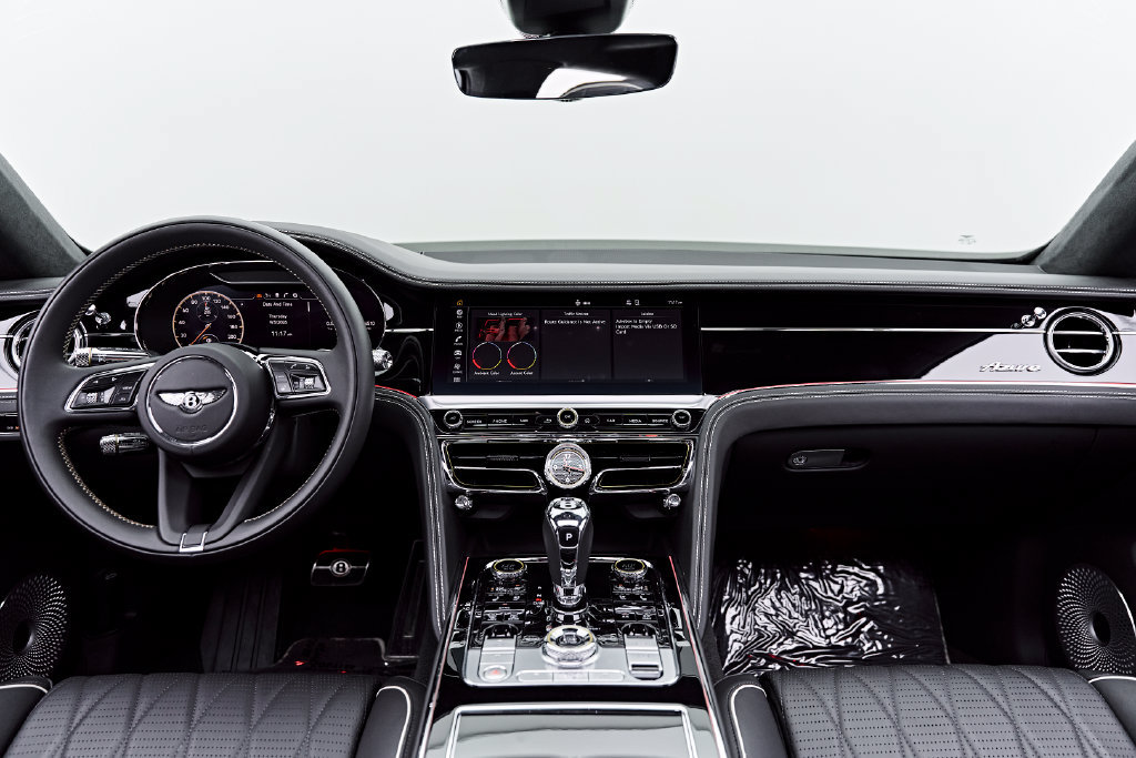 Used 2023 Bentley Flying Spur V8 AWD/4WD image 56